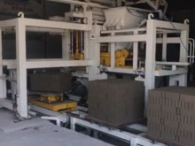 8型免托板磚機生產(chǎn)視頻